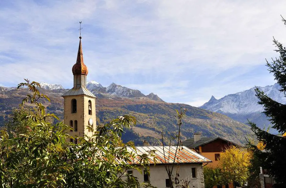 Eglise à Les Chapelles