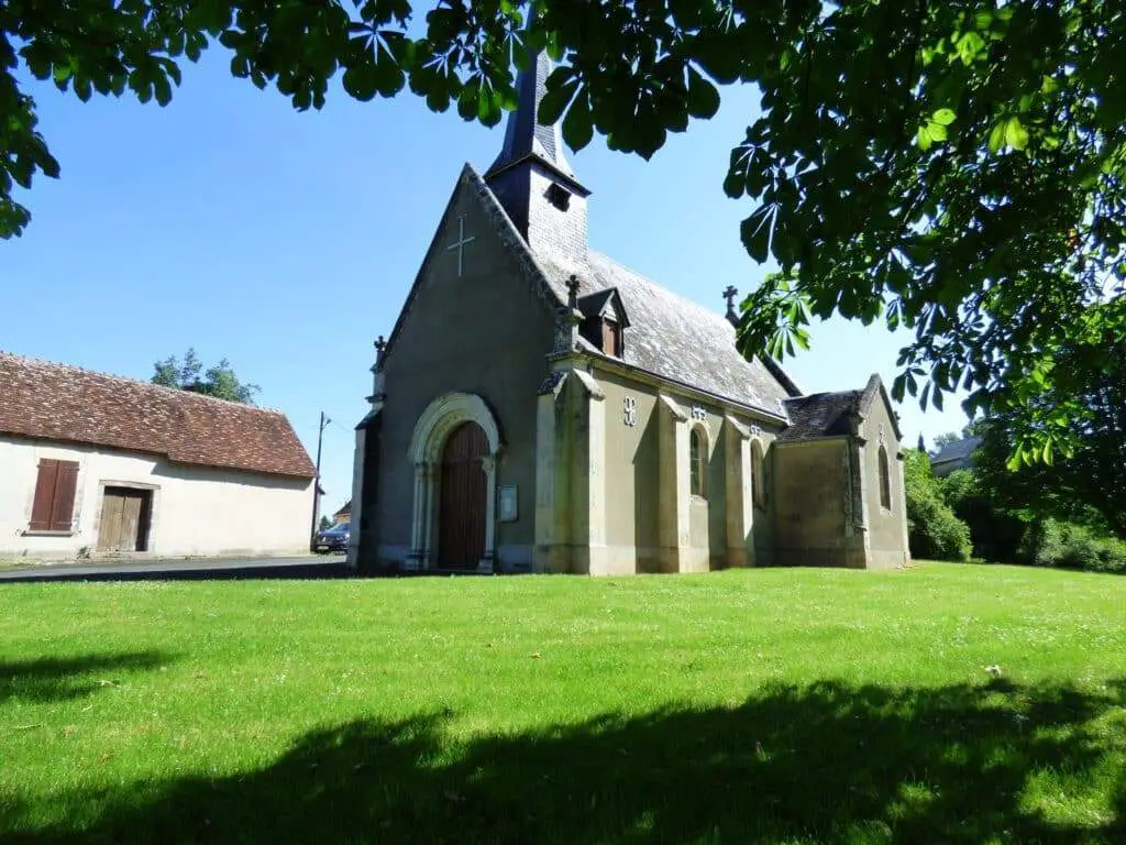 Eglise à Lucay Le Libre (Eglise Saint Pierre Et Saint Paul)