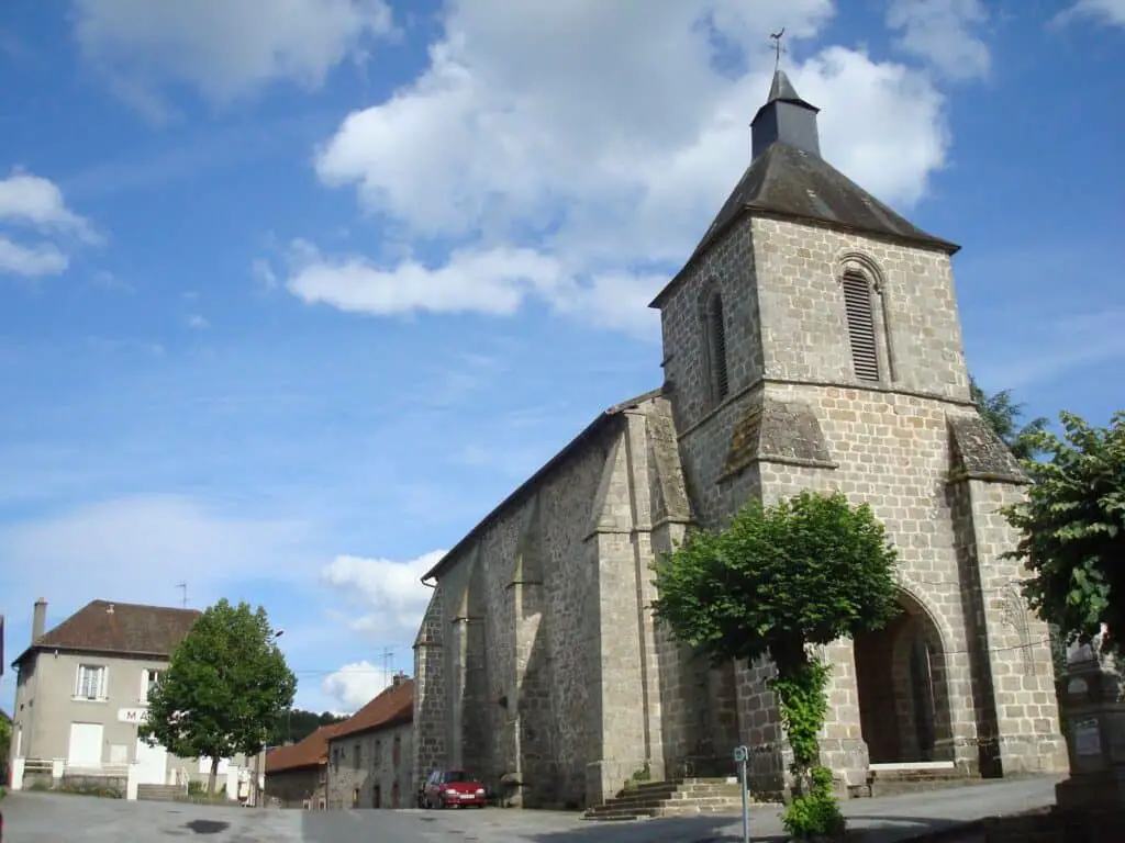 Eglise à Mourioux