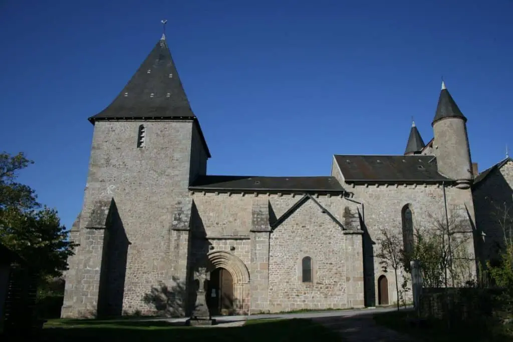 Eglise à Noth