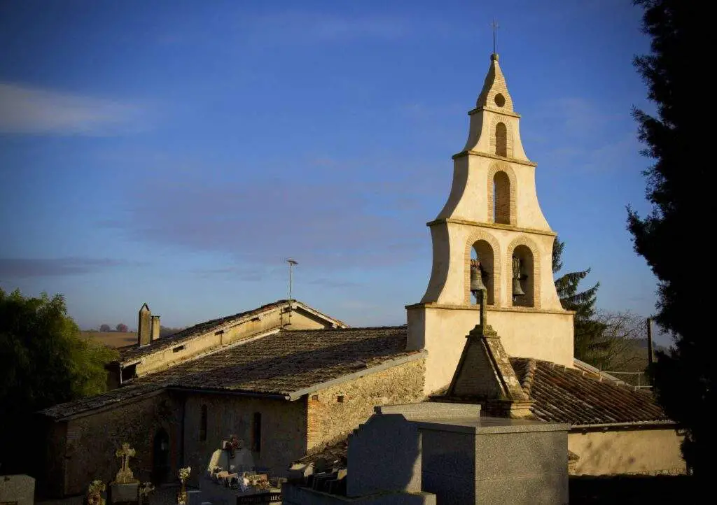 Eglise à Raust