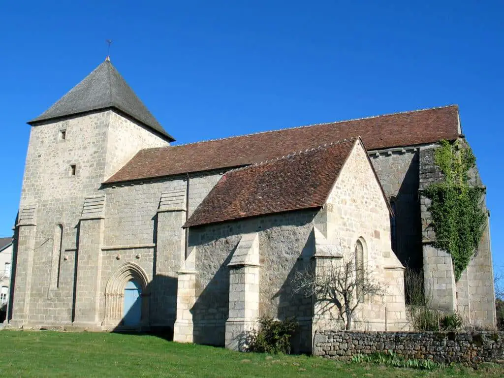 Eglise à Saint Etienne de Fursac
