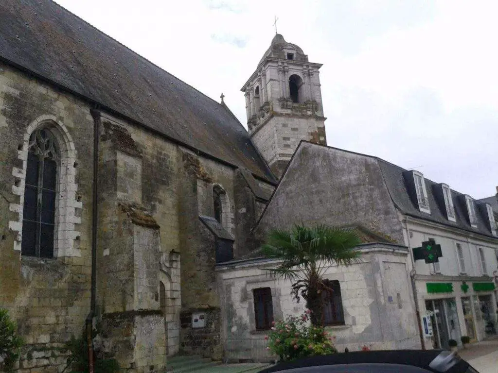 Eglise à Saint Florentin (Pas de Lieu de Culte )