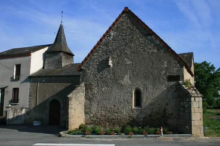 Église à Saint Léger Bridereix
