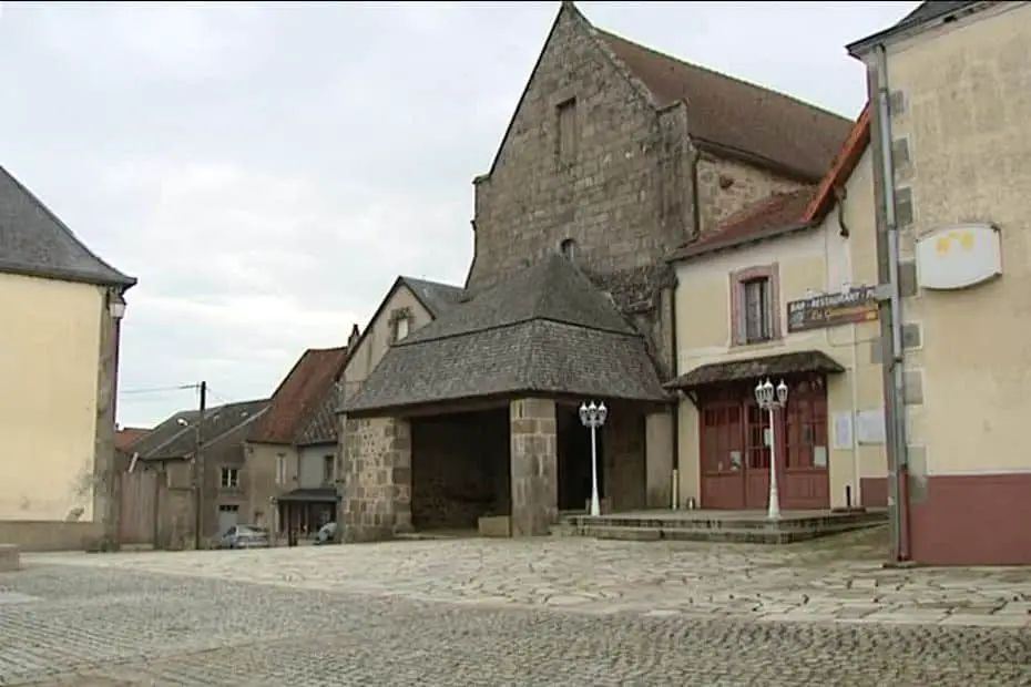 Eglise à Saint Maurice La Souterraine