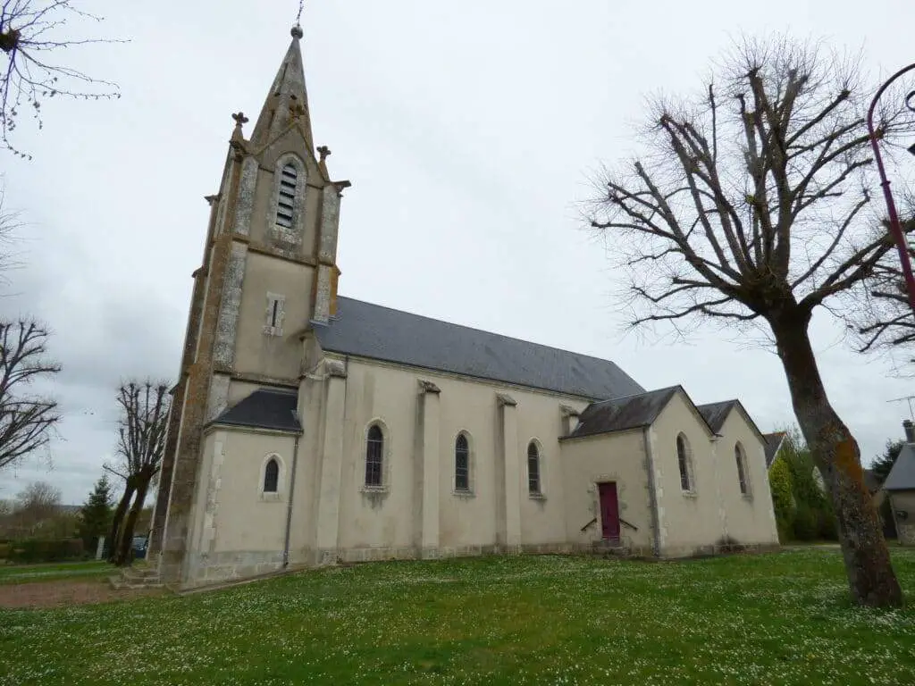 Eglise à Thizay (Eglise Notre Dame)