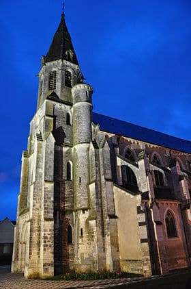 Eglise à Vatan (Eglise Saint Laurian)