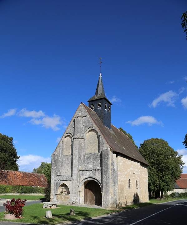 Eglise à Vouillon (Eglise Saint Saturnin)