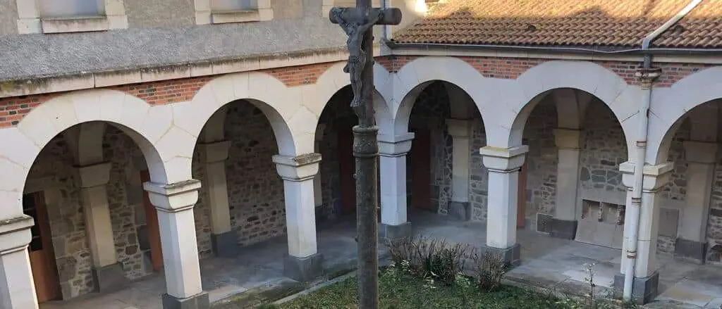 Église Ancien Carmel (Serviteurs Du Coeur de Jésus)