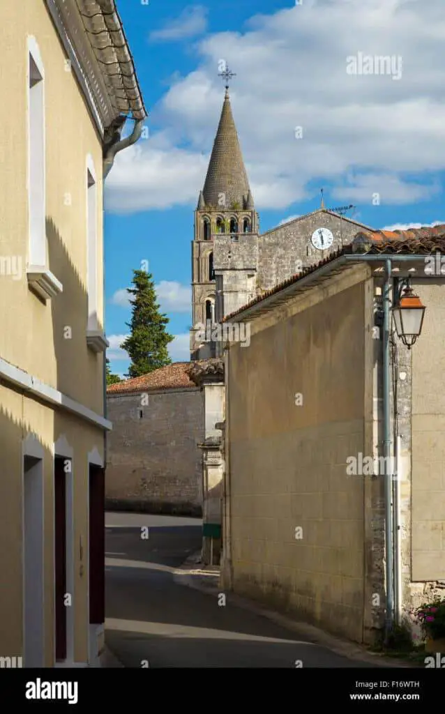 Église Bassac : Saint-étienne