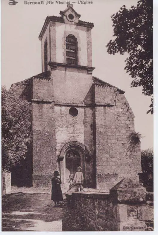 Église Berneuil : Nativité-de-marie