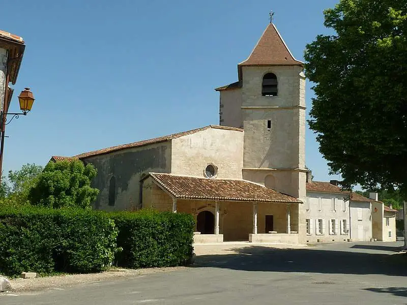 Église Bonnes: Sainte-radegonde