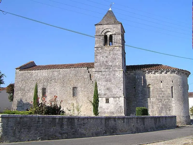 Église Boutiers-saint-trojan : Saint-trojan