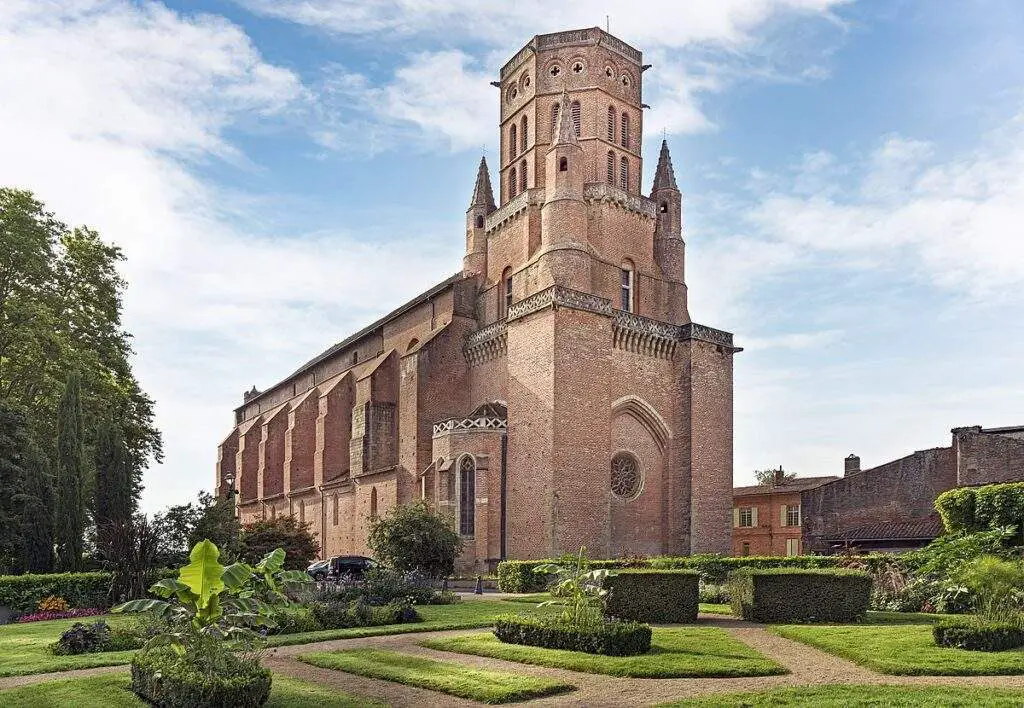 Église Cathédrale Saint Alain