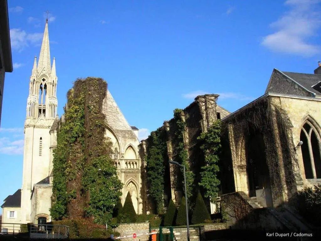 Église Chapelle Des Bénédictines