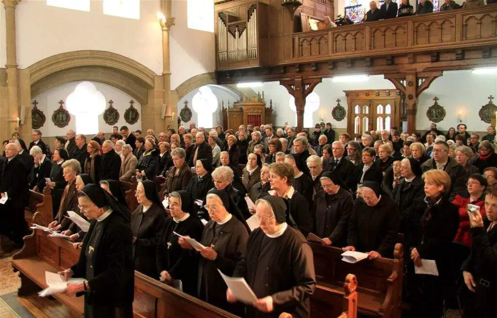 Église Chapelle Des Franciscaines