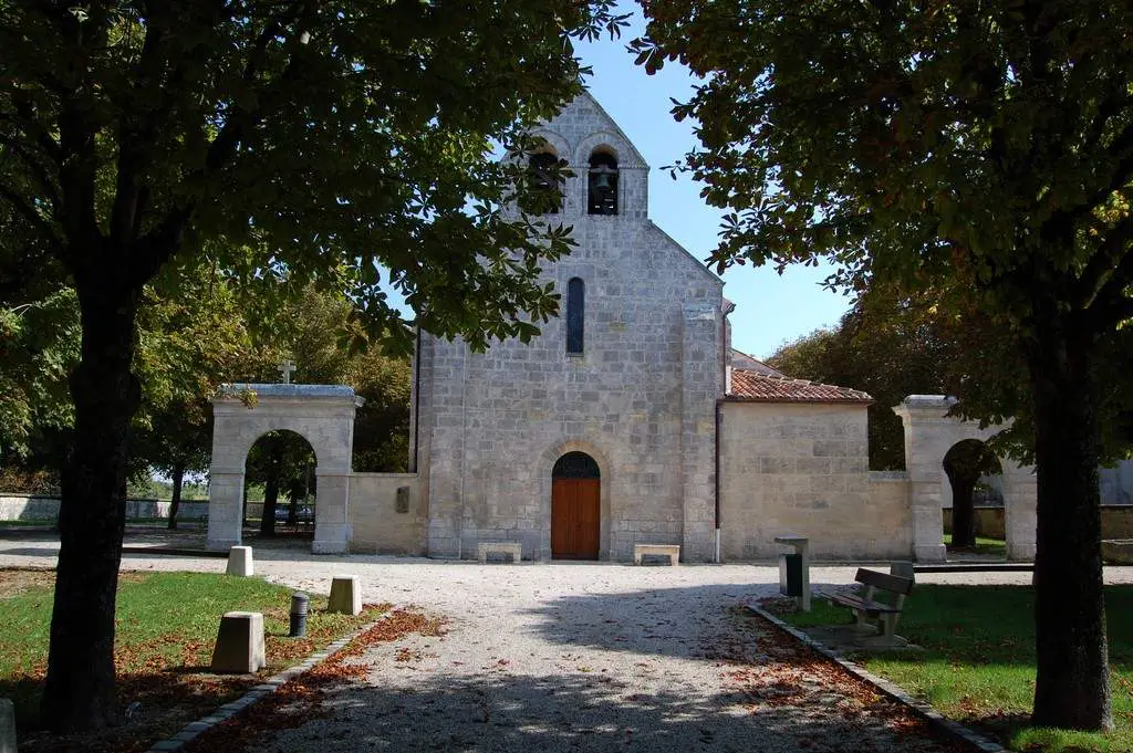 Église Châteaubernard : Chapelle Des Templiers