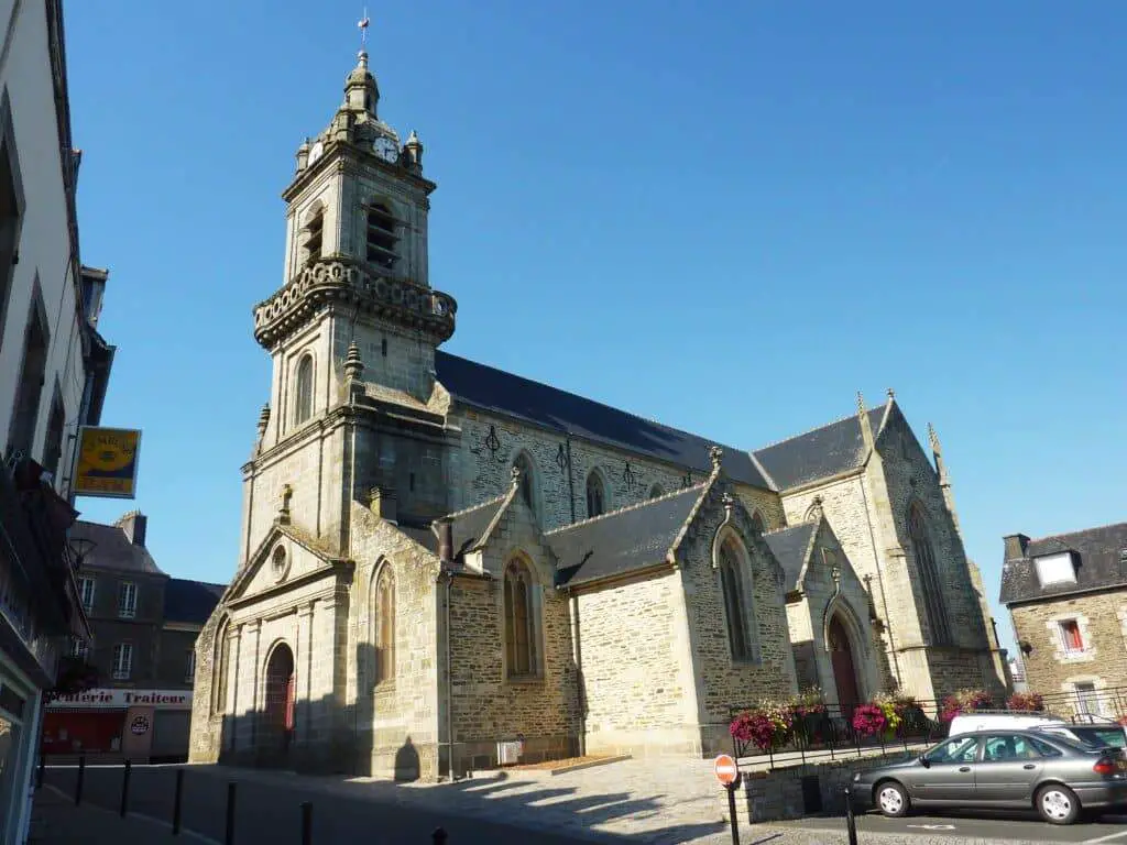 Église Châteauneuf Du Faou