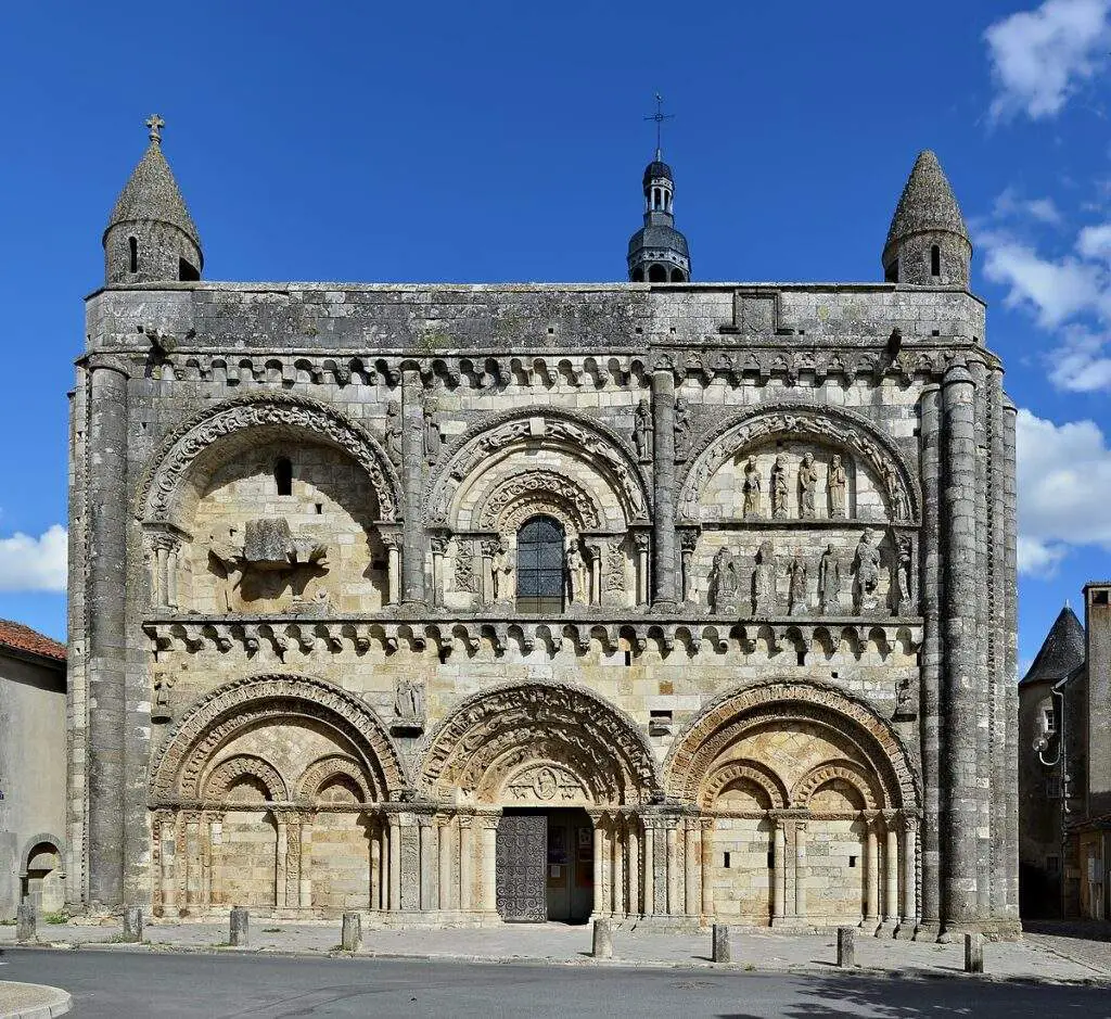 Église Civray (Saint-nicolas)