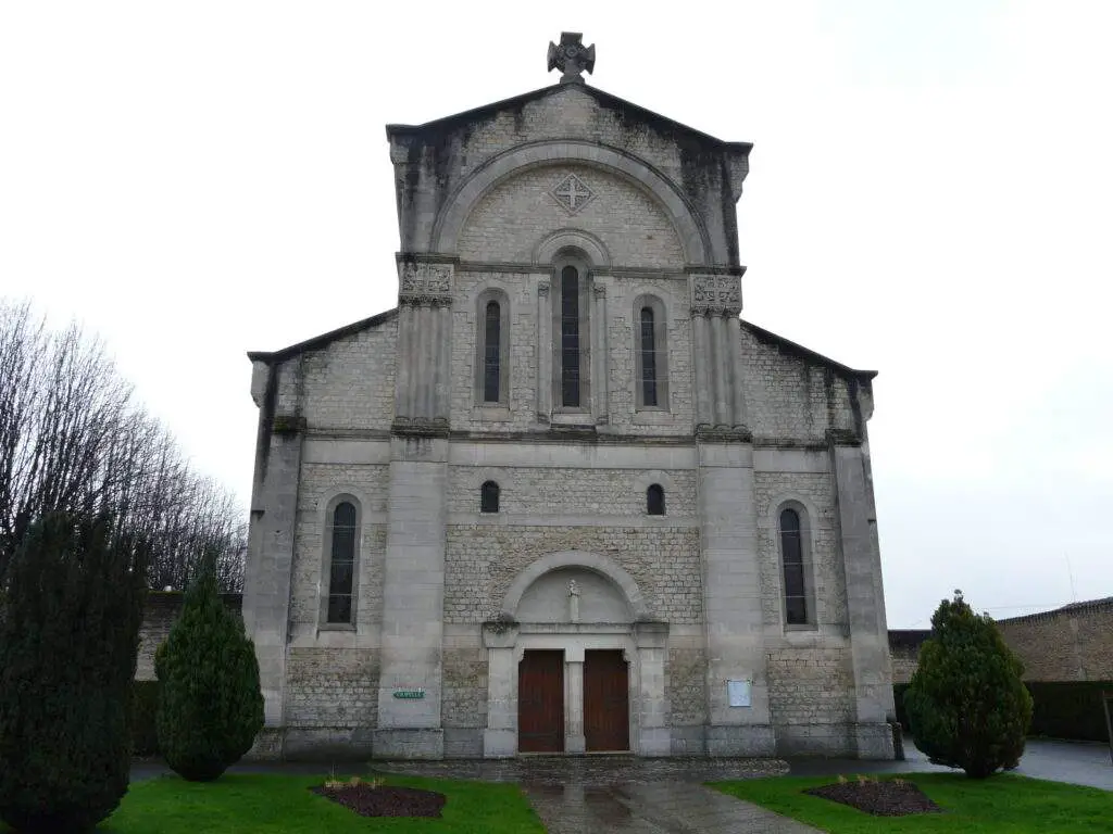 Église Cognac : Saint Antoine