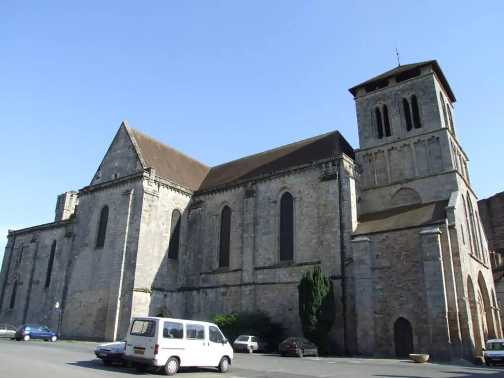 Église Collégiale Du Moustier