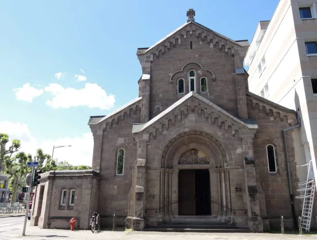 Église Couvent Des Dominicains