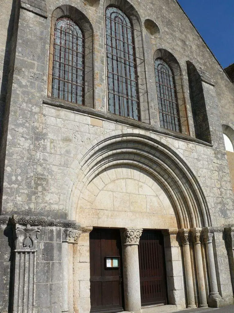 Église de Chezal-Benoît