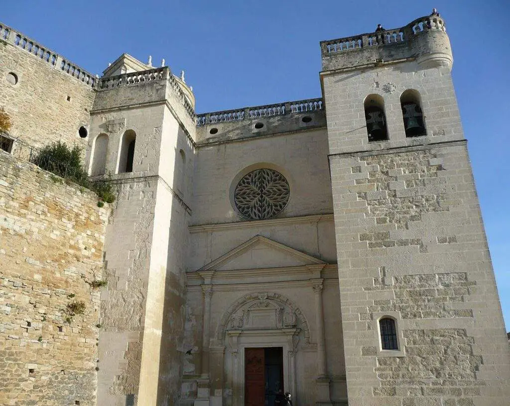 Église de Grignan