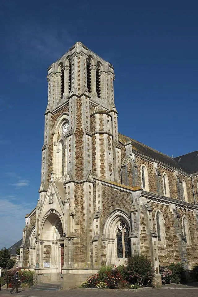 Eglise de Joué-sur-erdre (Eglise Saint Léger)