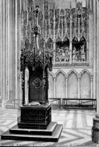 Eglise de La Nativité de St Jean Baptiste (Saint Bonnet)