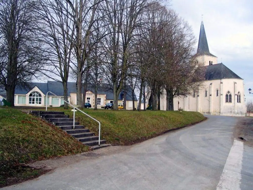 Église de Lazenay
