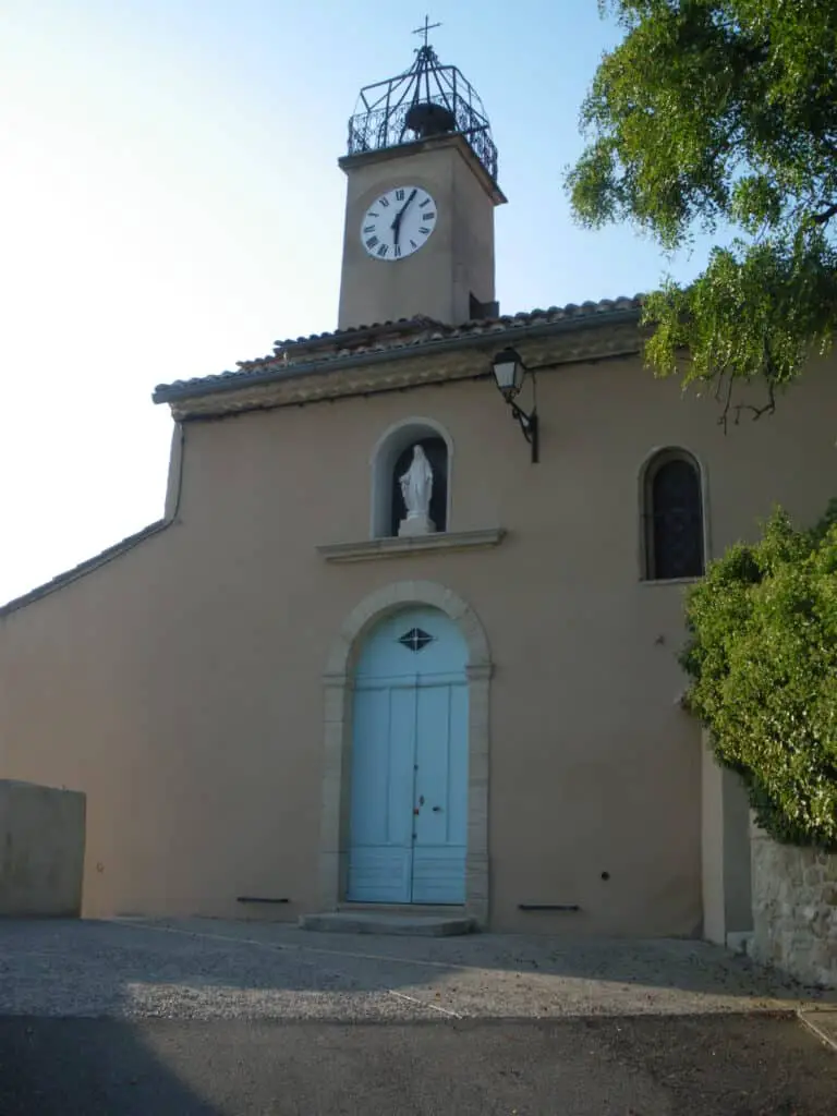Église de Loriol Du Comtat (Saint Pierre Aux Liens)