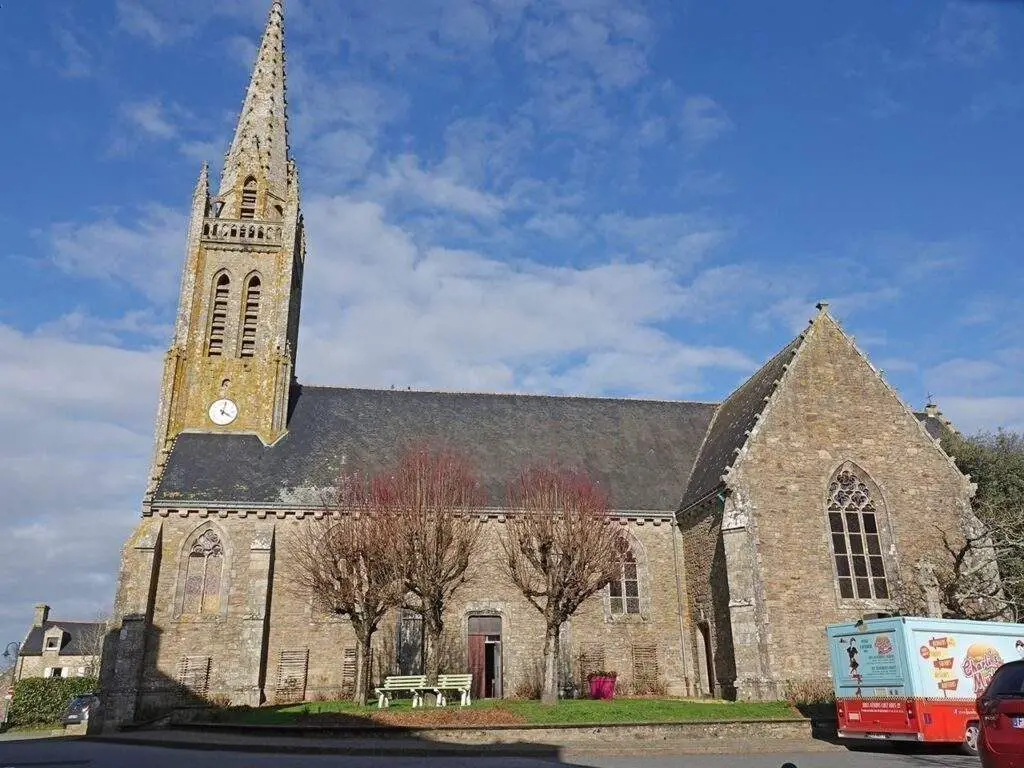 Église de Plougoumelen