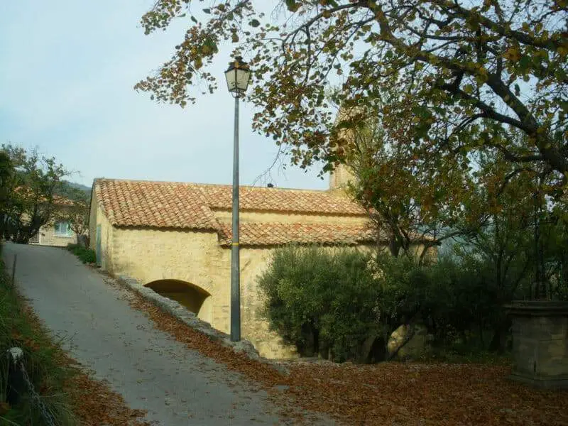 Église de Suzette (Saints Jacques Et Philippe)