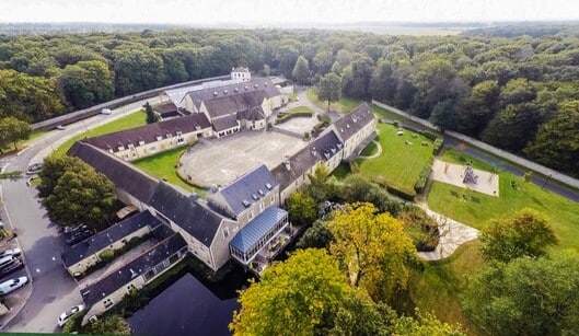 Église Ferme Du Manet