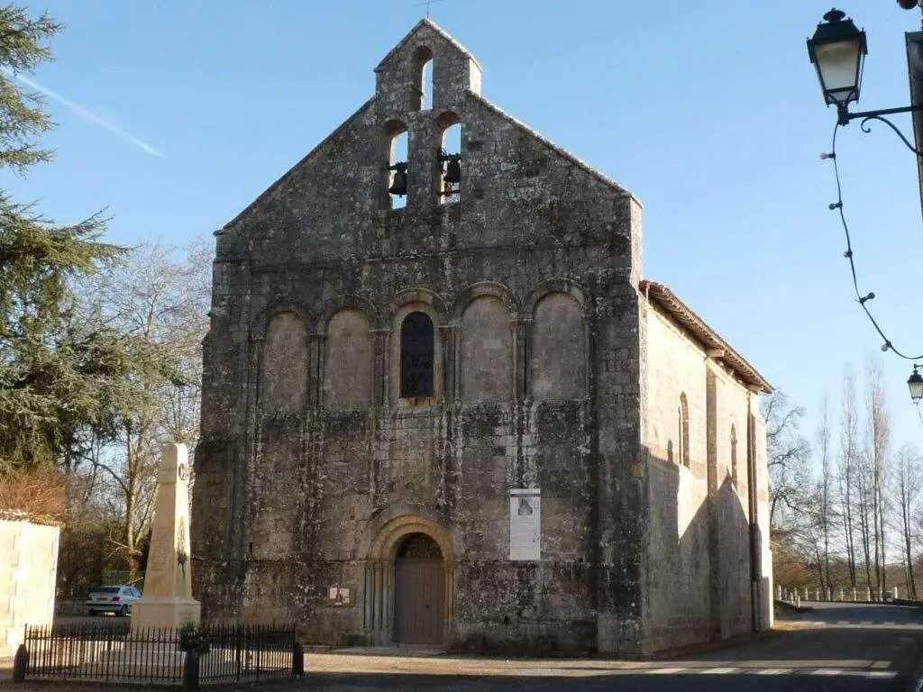 Église Feuillade : Saint-pierre