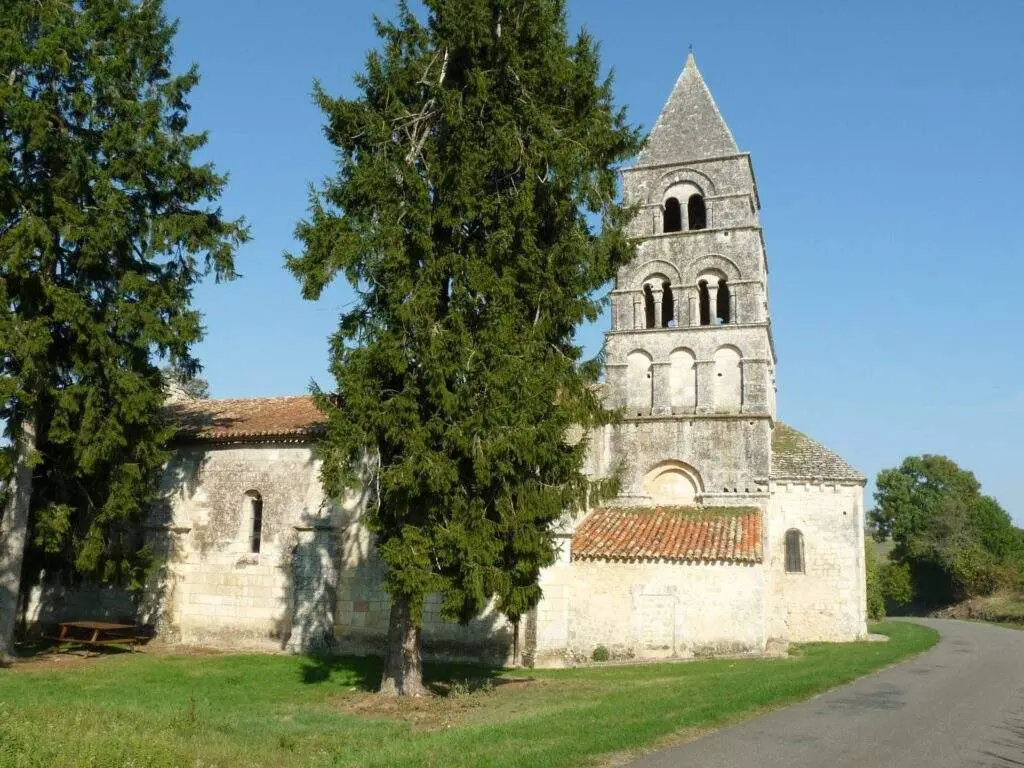 Église Gardes Le Pontaroux: Notre-dame