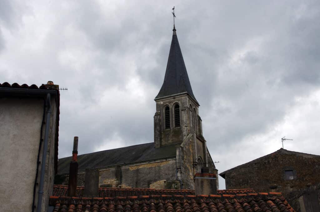 Église Gençay (Notre-dame)