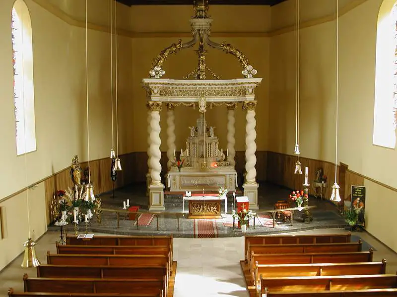 Église La Très Sainte Trinité