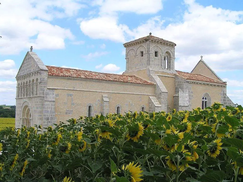 Église Lagarde-sur-le-né : Saint-pierre