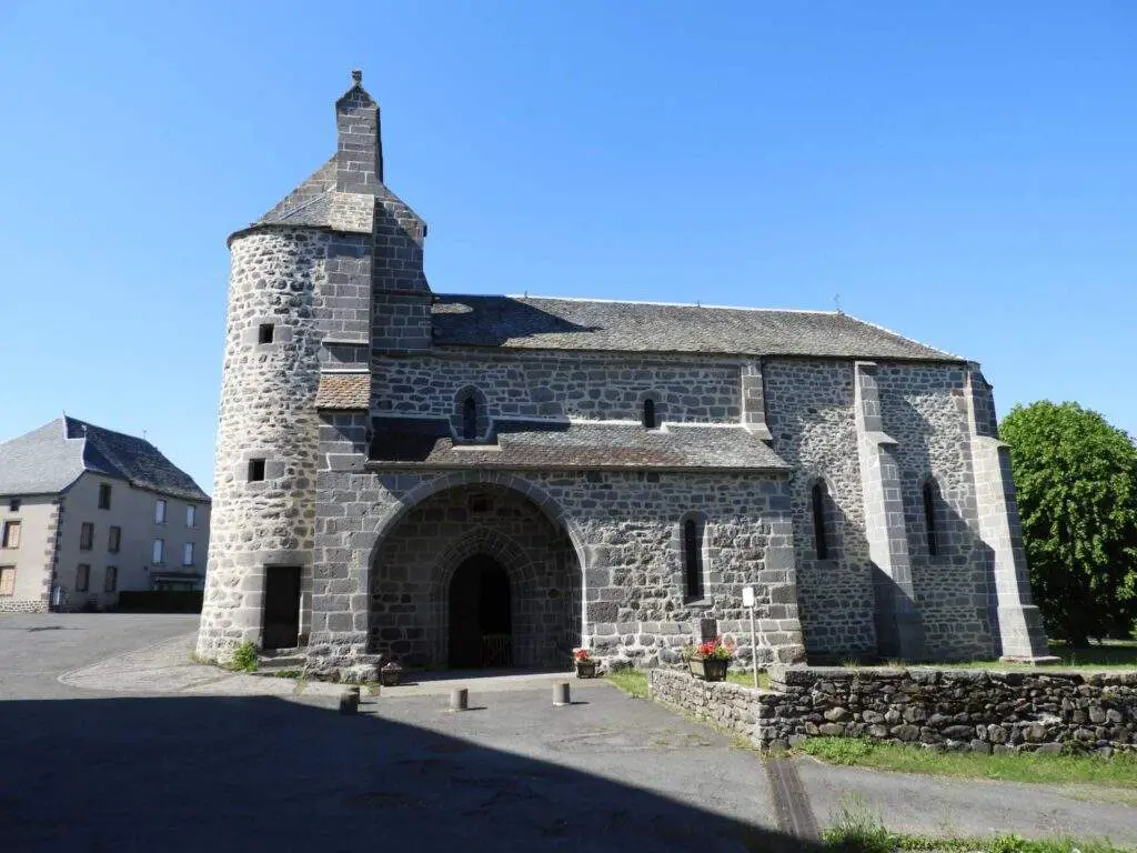Église Lavastrie