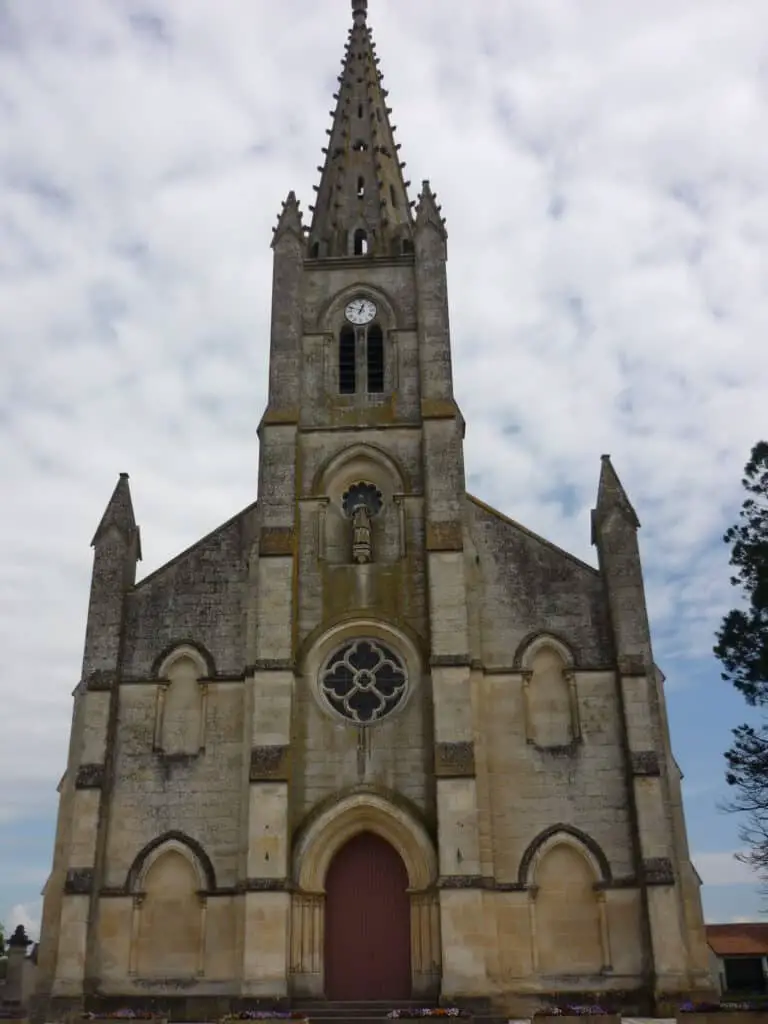 Église Le Vanneau Irleau (Saint Eutrope)