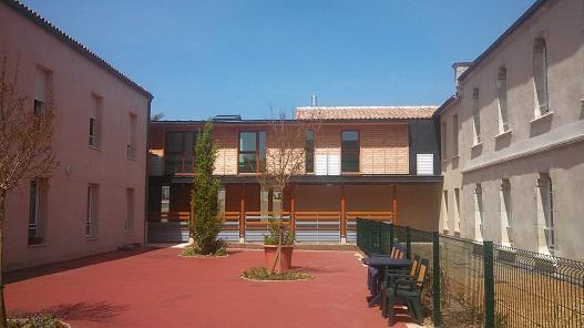 Église Les Pins : Maison de Retraite Le Logis Du Soudet