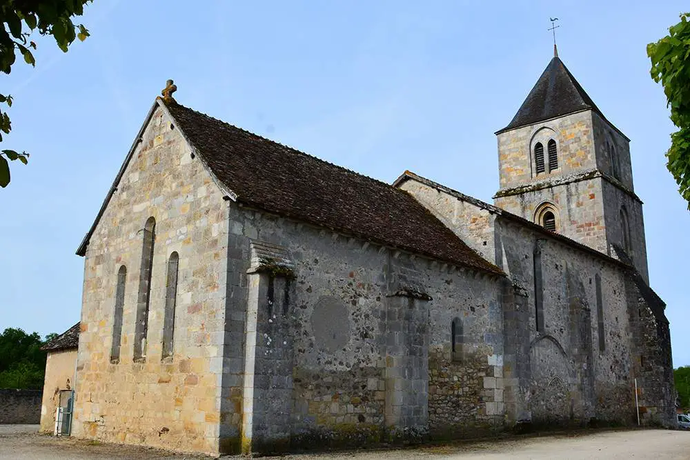 Église Lésigny (Saint-hilaire)