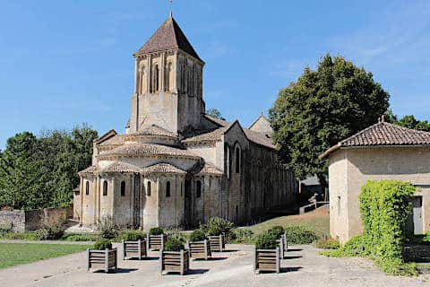 Église Lusseray (Saint-hilaire)