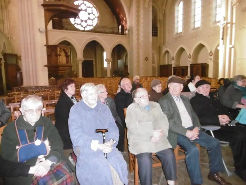 Église Maison de Retraite Les Menhirs