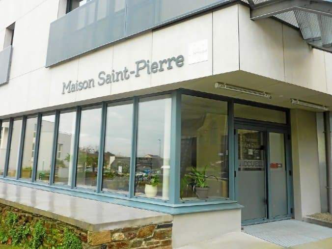 Église Maison Paroissiale Saint Pierre