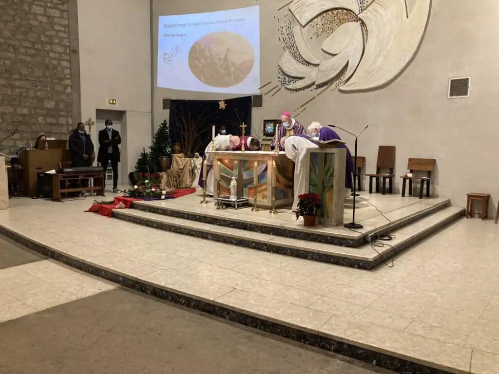 Église Mantes La Ville (Sacré Coeur)