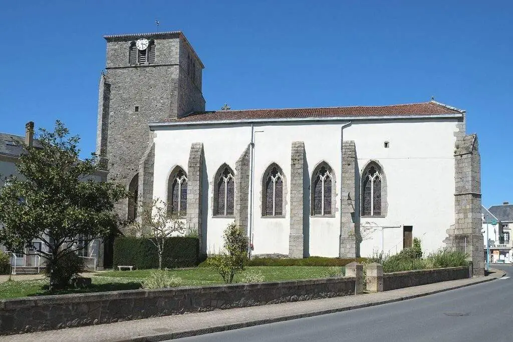 Église Moncoutant (Saint-gervais Et Saint-protais)