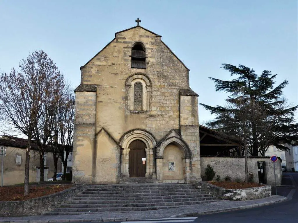Église Moutardon : Saint-martial